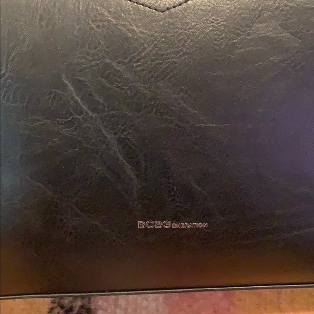 BCBGeneration medium sized black purse - Picture 4 of 8